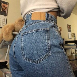 Mom jeans Zara